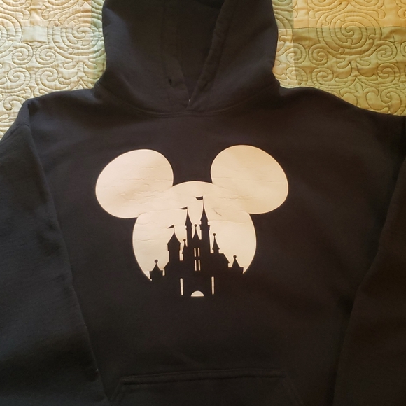 Black sweatshirt with WDW Castle size M - Picture 1 of 3